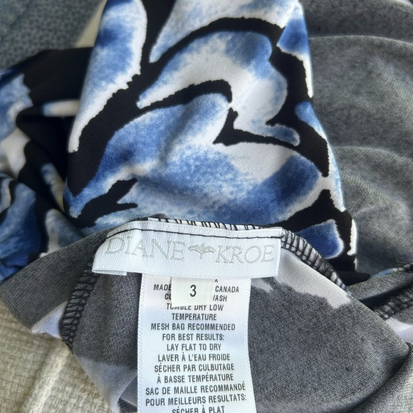 DIANE KROE Wear Ever Skirt Dress Navy Lei Multi-Way Travel Size 3 Medium 🇨🇦 - Picture 6 of 9